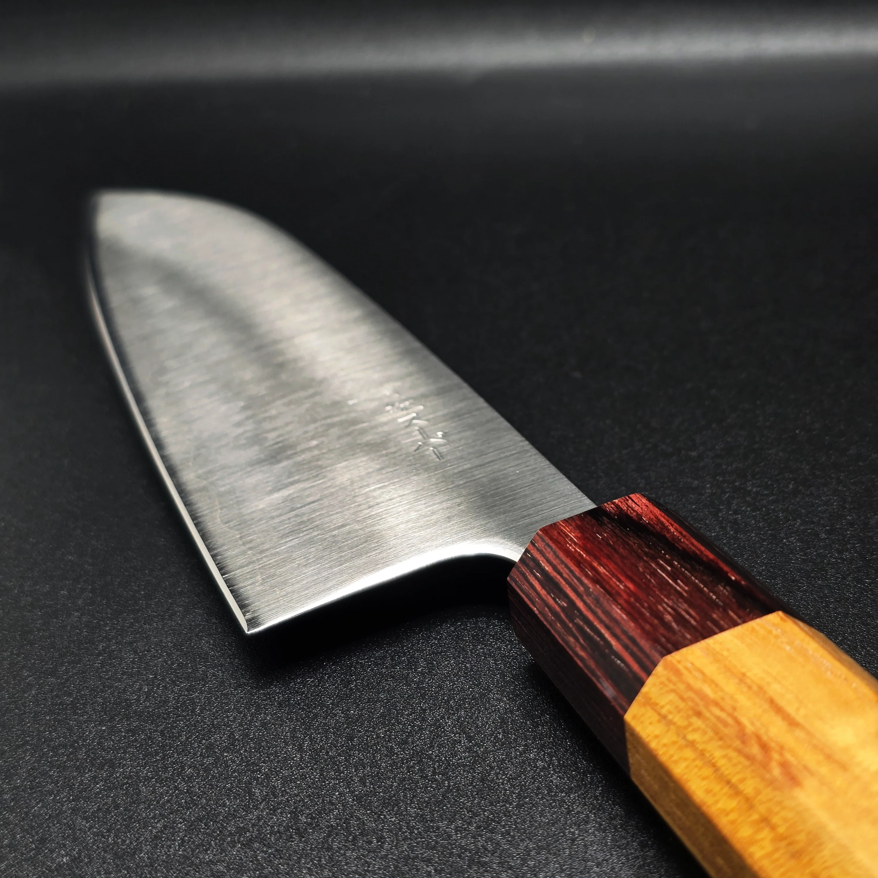 JAPONES: SANTOKU 165mm AOGAMI SUPER MANGO EN KEYAKI - Image 6